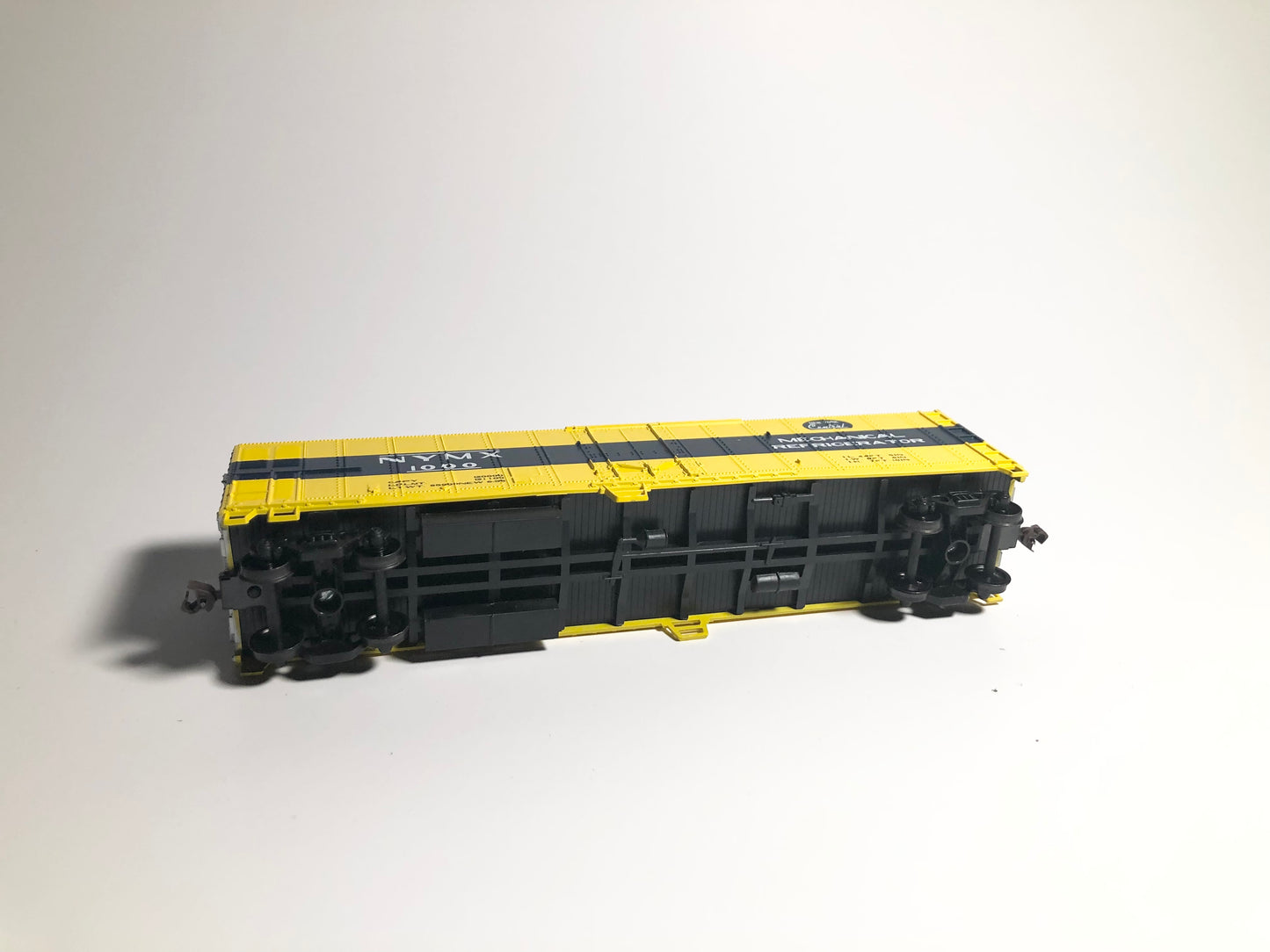 NYC NYMX 1000 HO Gauge Refrigeration Box Car