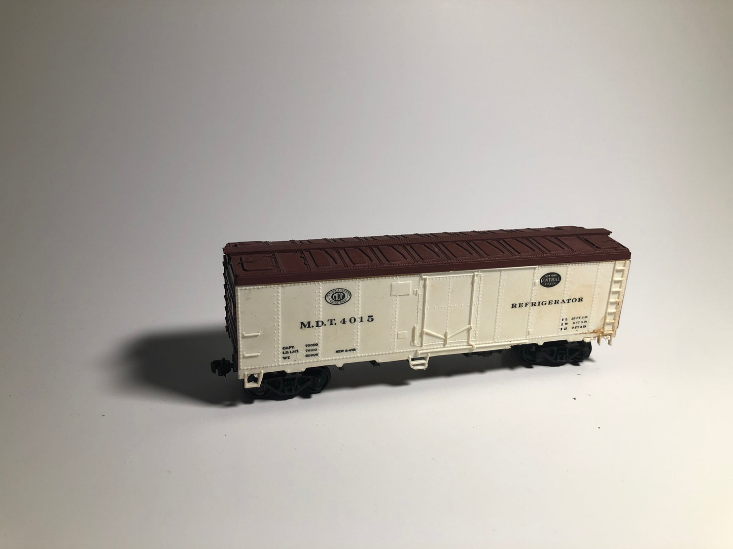 NYC MDT 4015 HO Gauge Refrigeration Box Car